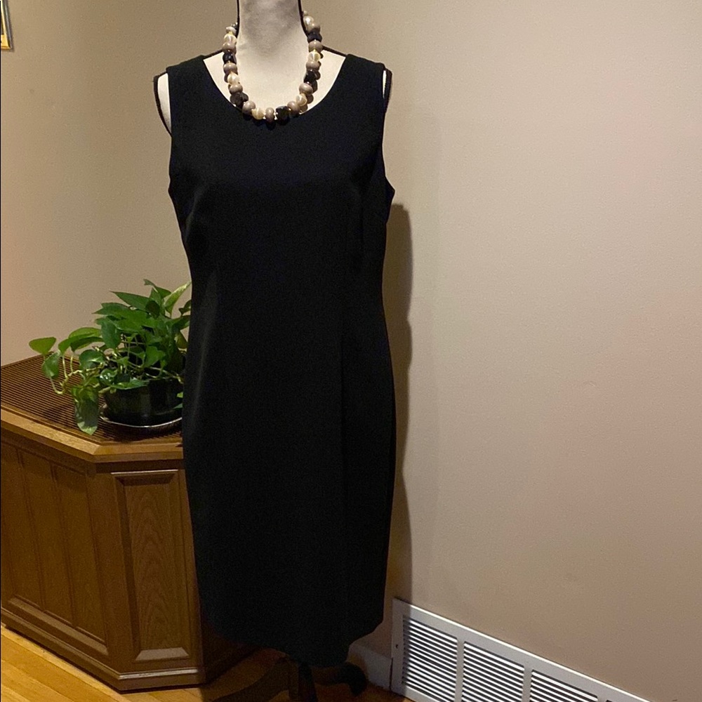 Jones Studio Black Sleeveless Sheath Midi Dress